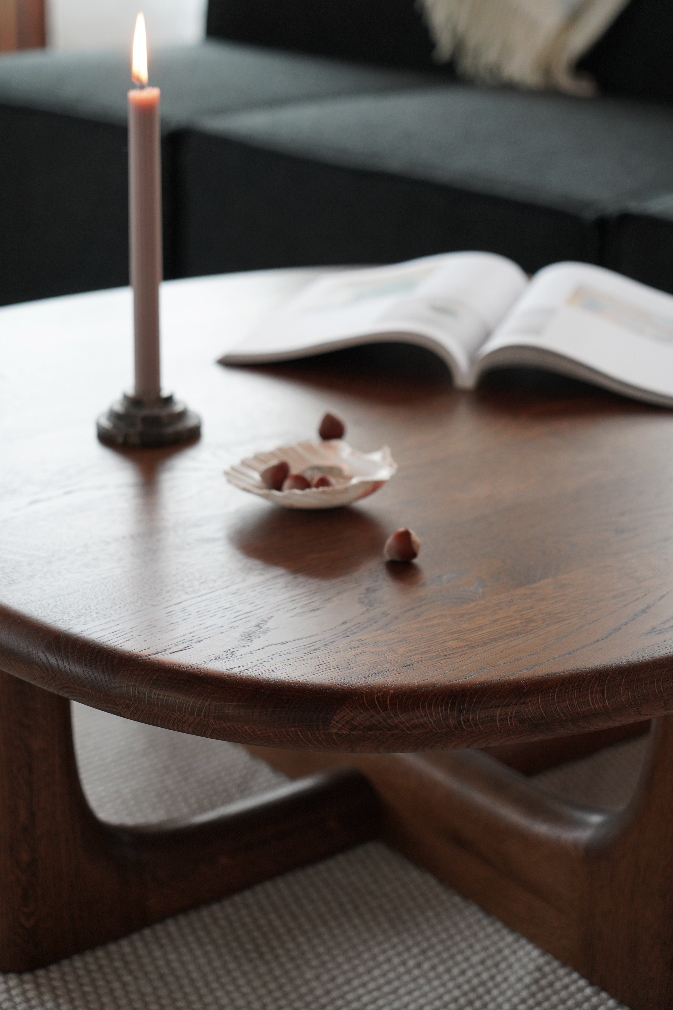 OLFO coffee table / Dark oak TAMO