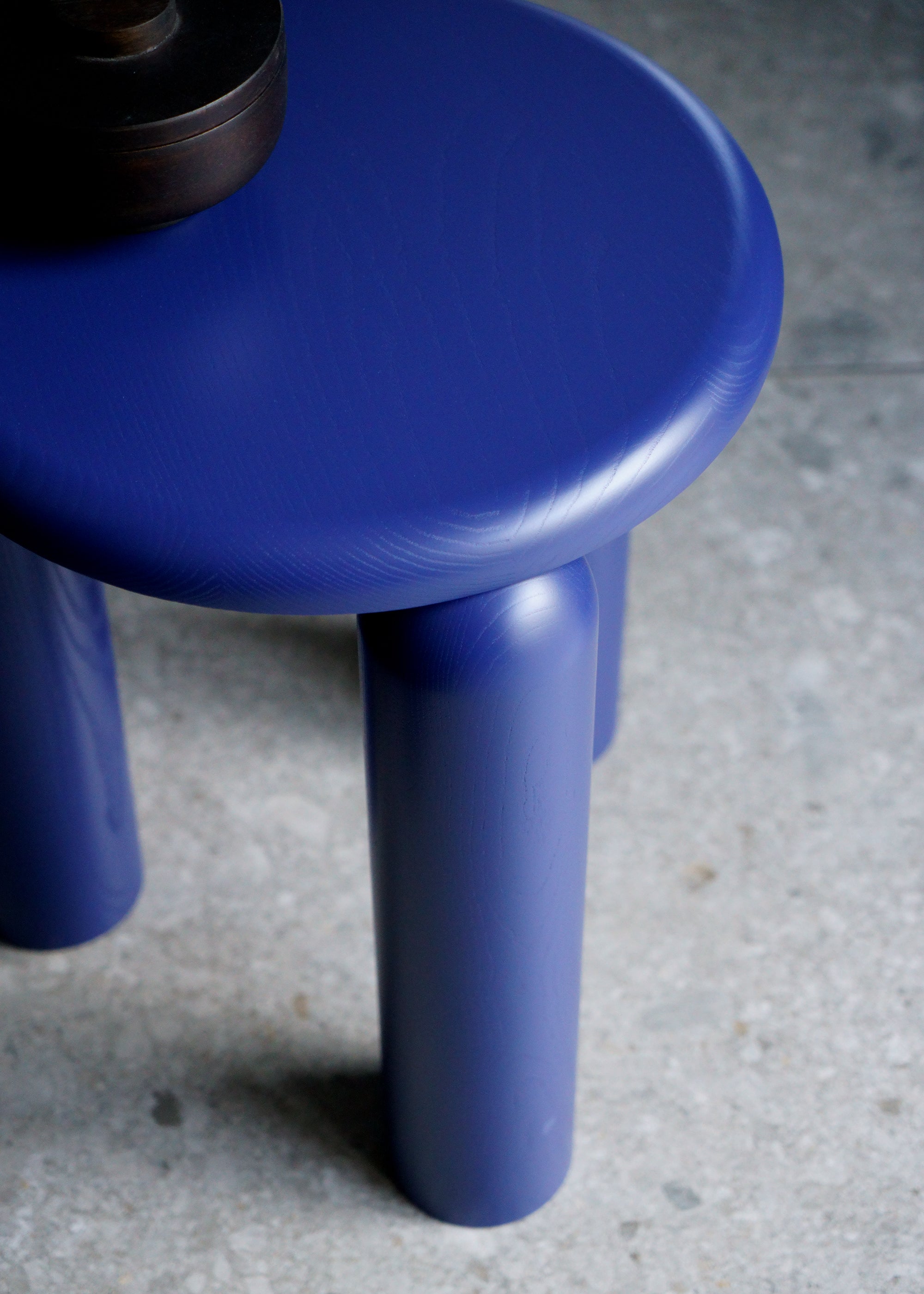NEO HIGH table / Cobalt ash TAMO