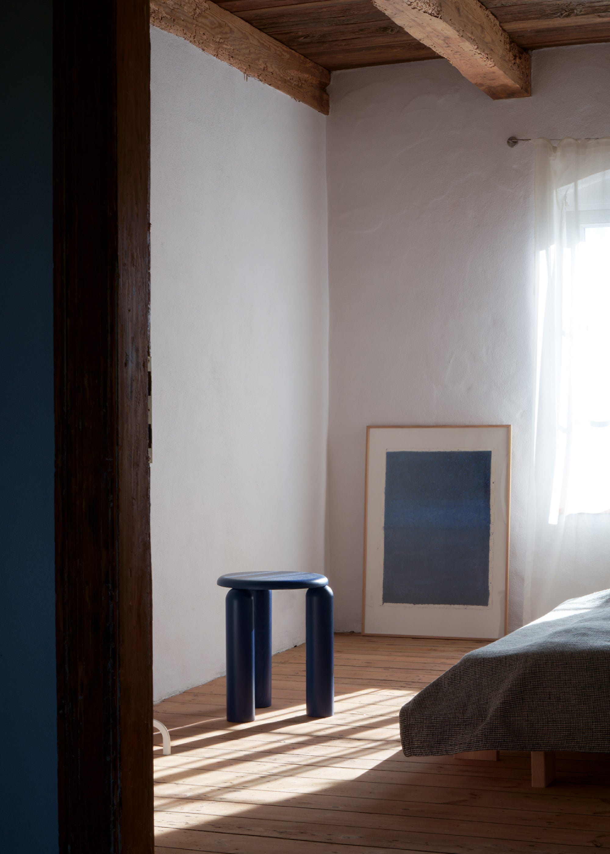NEO HIGH table / Cobalt ash TAMO