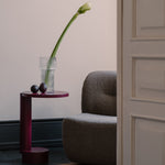 BOLD side table / Burgundy TAMO