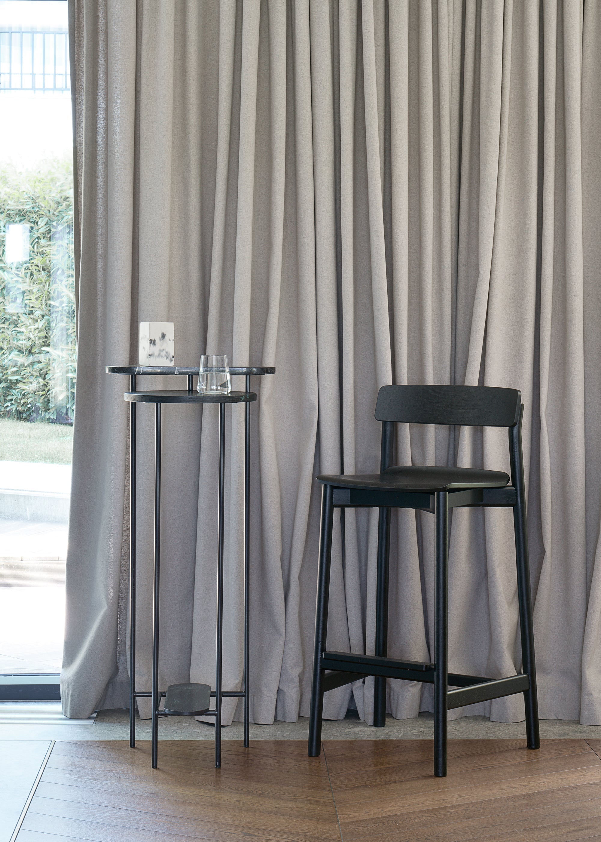 ARCHE bar stool / Black KRYSTIAN KOWALSKI