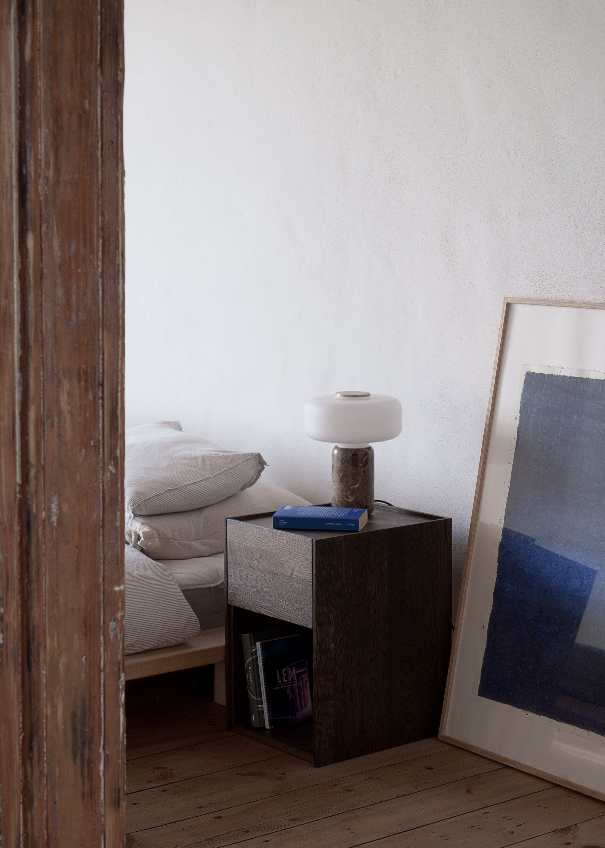 KARI night stand / Ebony oak TAMO