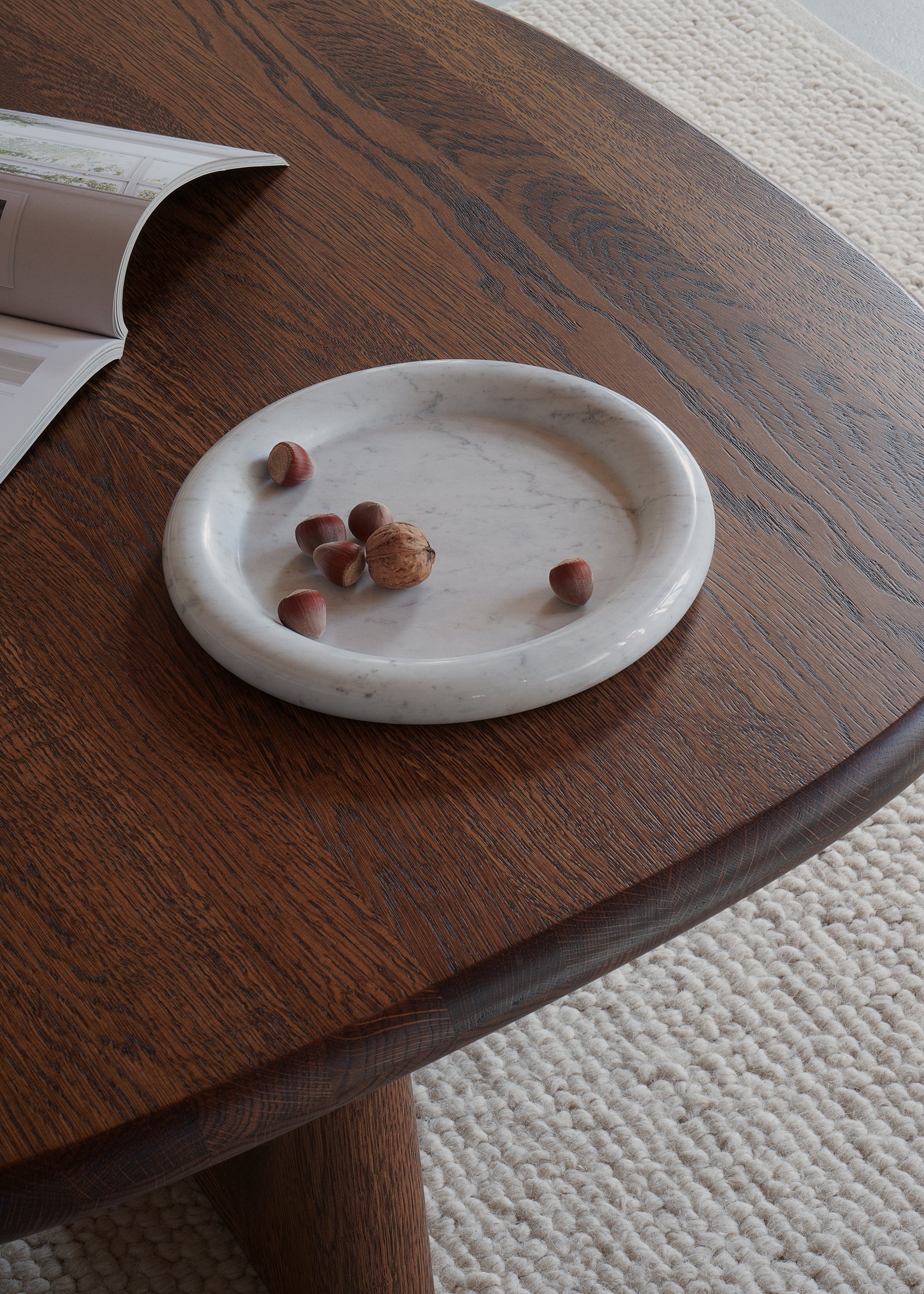 LUVA tray / Carrara TAMO