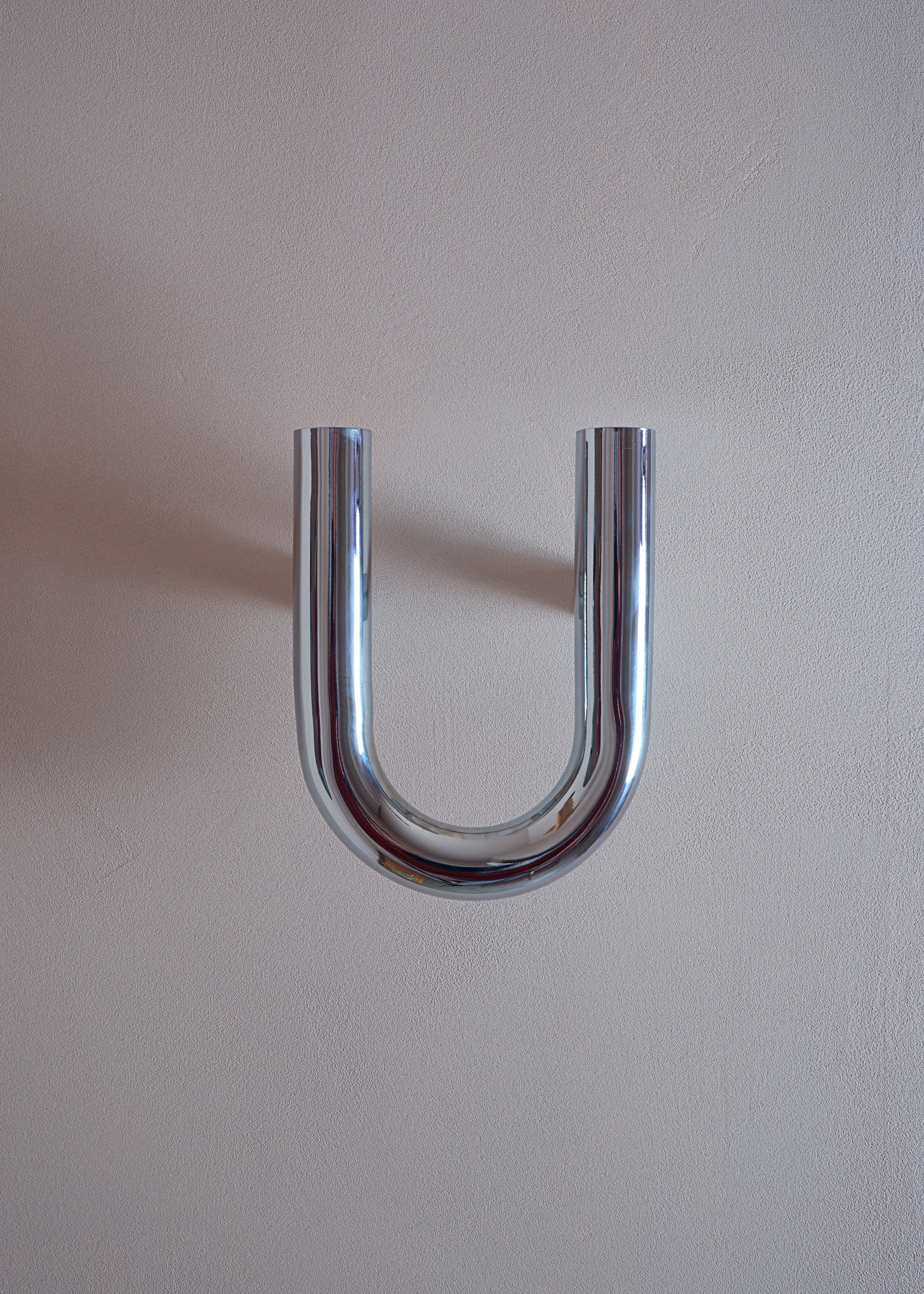 UNE hanger TAMO