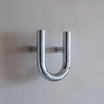 UNE hanger TAMO
