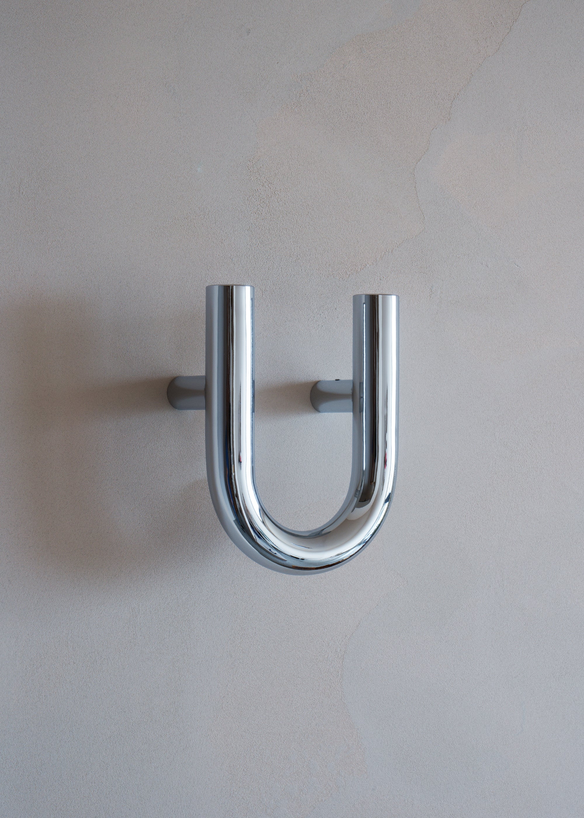 UNE hanger TAMO